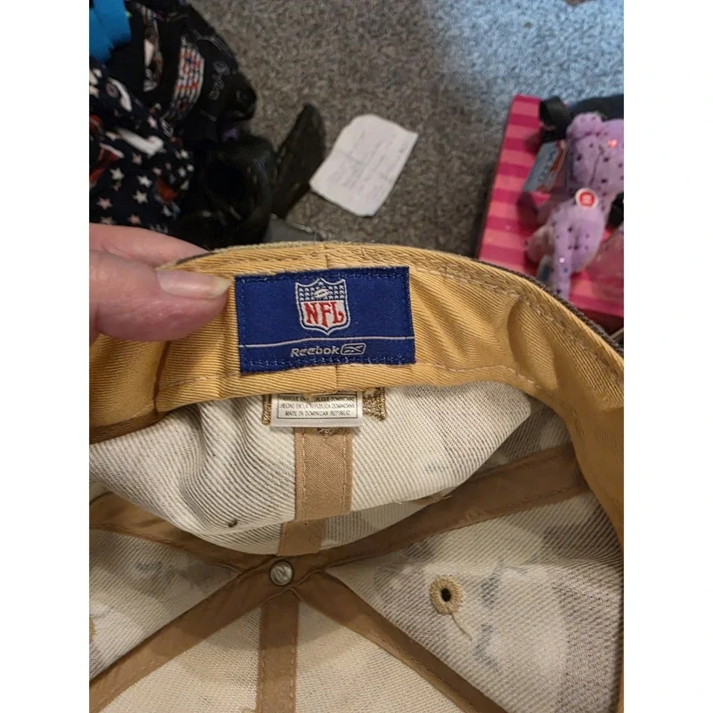 nfl salute‎ to service hat.